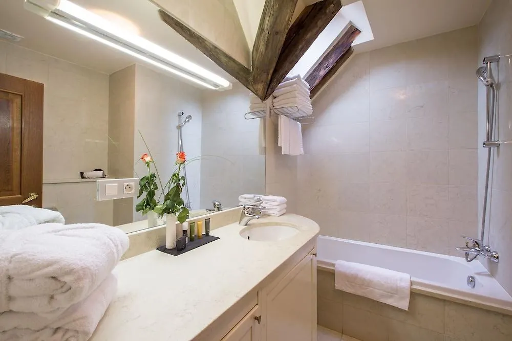 Miss Sophie'S Charles Bridge Hotel Prague 4*,