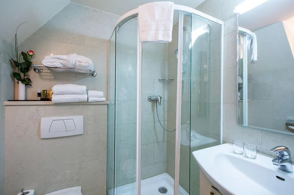 Miss Sophie'S Charles Bridge Hotel Prague