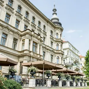 Le Palais Art Praag