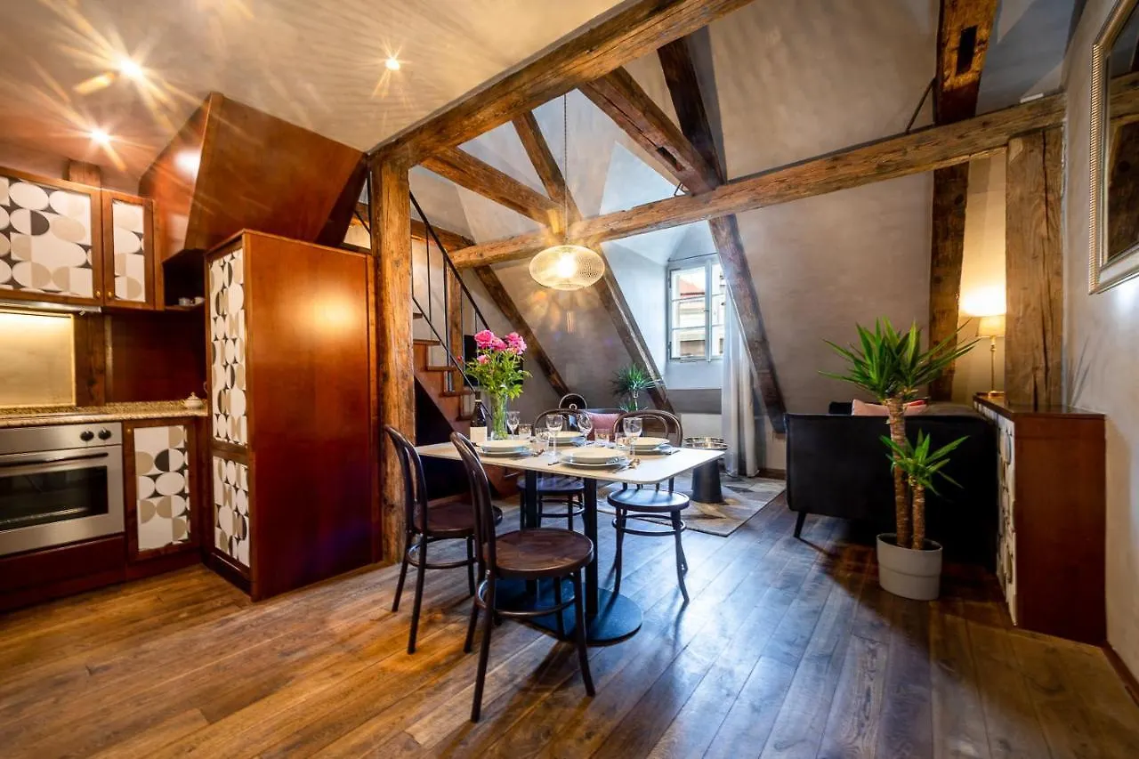 Miss Sophie'S Charles Bridge Hotel Prag