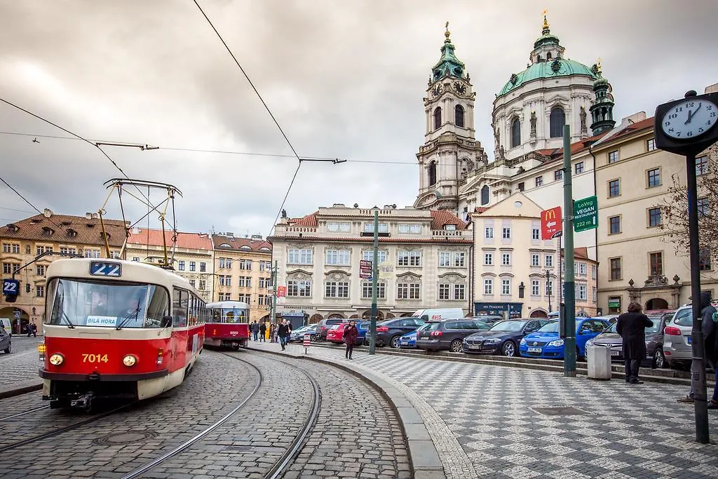 Hotel Miss Sophie'S Charles Bridge Prag
